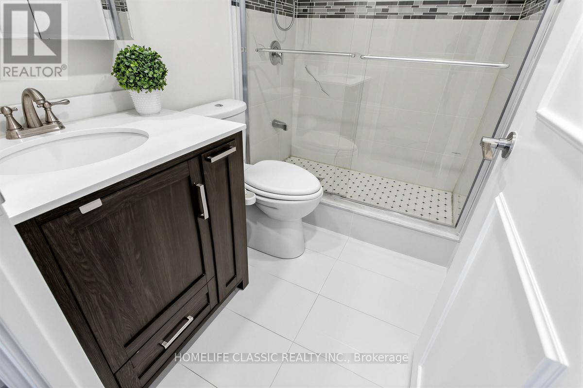 Apartment at 803 - 40 BAIF BOULEVARD, Richmond Hill