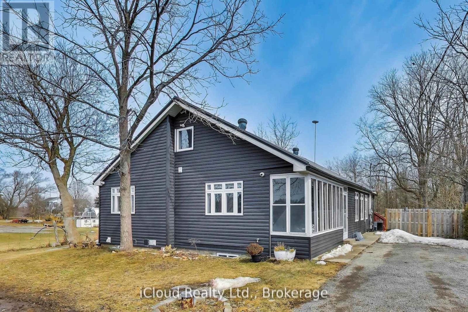 Detached at 16175 JANE STREET, King