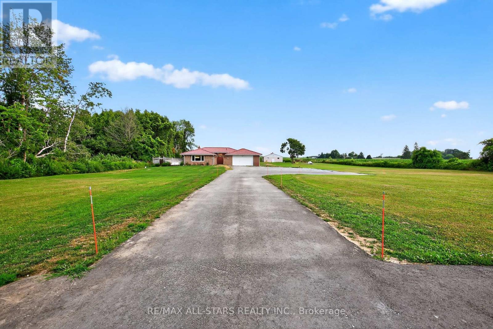 Detached at 22429 KENNEDY ROAD, East Gwillimbury