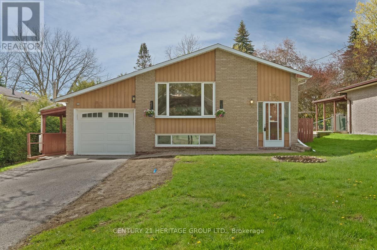 Detached at 330 AMELIA STREET, Newmarket (Bristol-London)