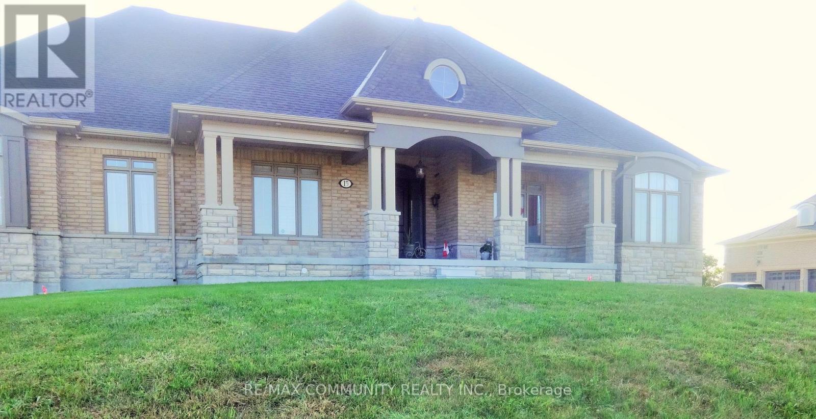 Detached at 15 WHITEWOOD DRIVE N, Whitchurch-Stouffville (Ballantrae)