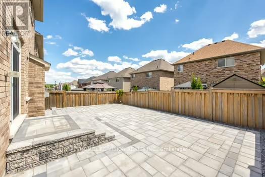 Detached at 19 GREY WING AVENUE, Georgina