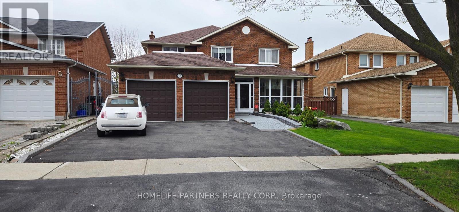 Detached at 10 GLENVILLA ROAD, Vaughan (East Woodbridge)