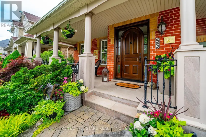 Detached at 53 GRICE CIRCLE, Whitchurch-Stouffville