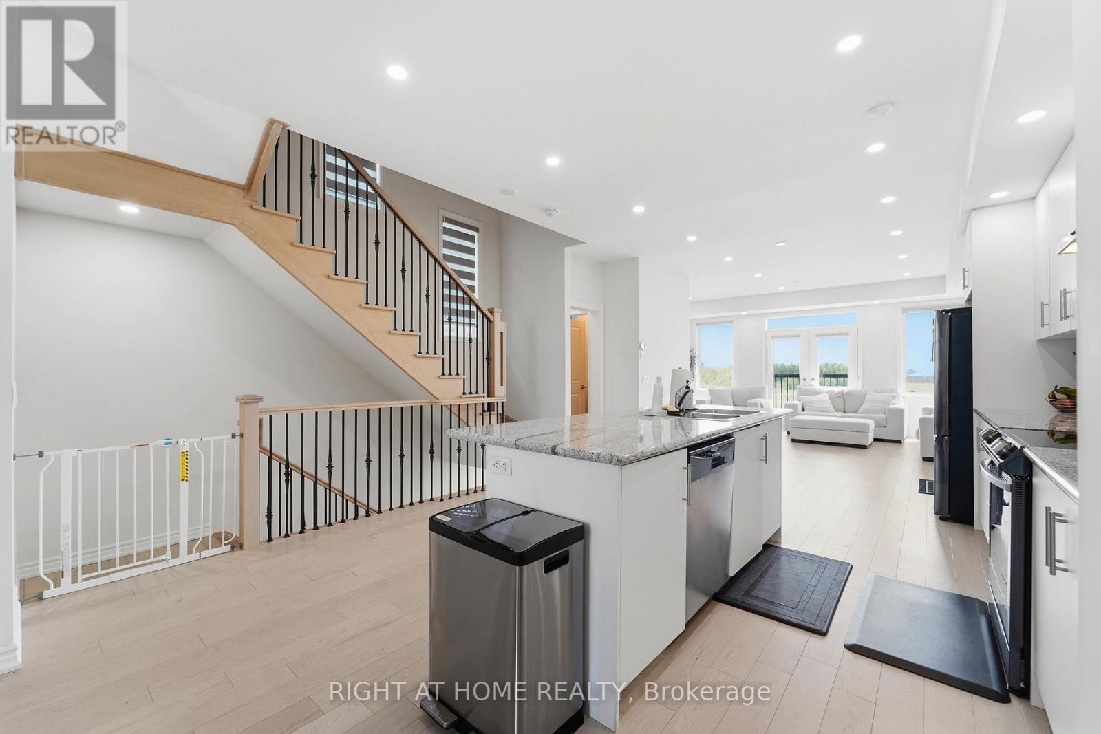 Townhouse at 75 PUISAYA DRIVE, Richmond Hill
