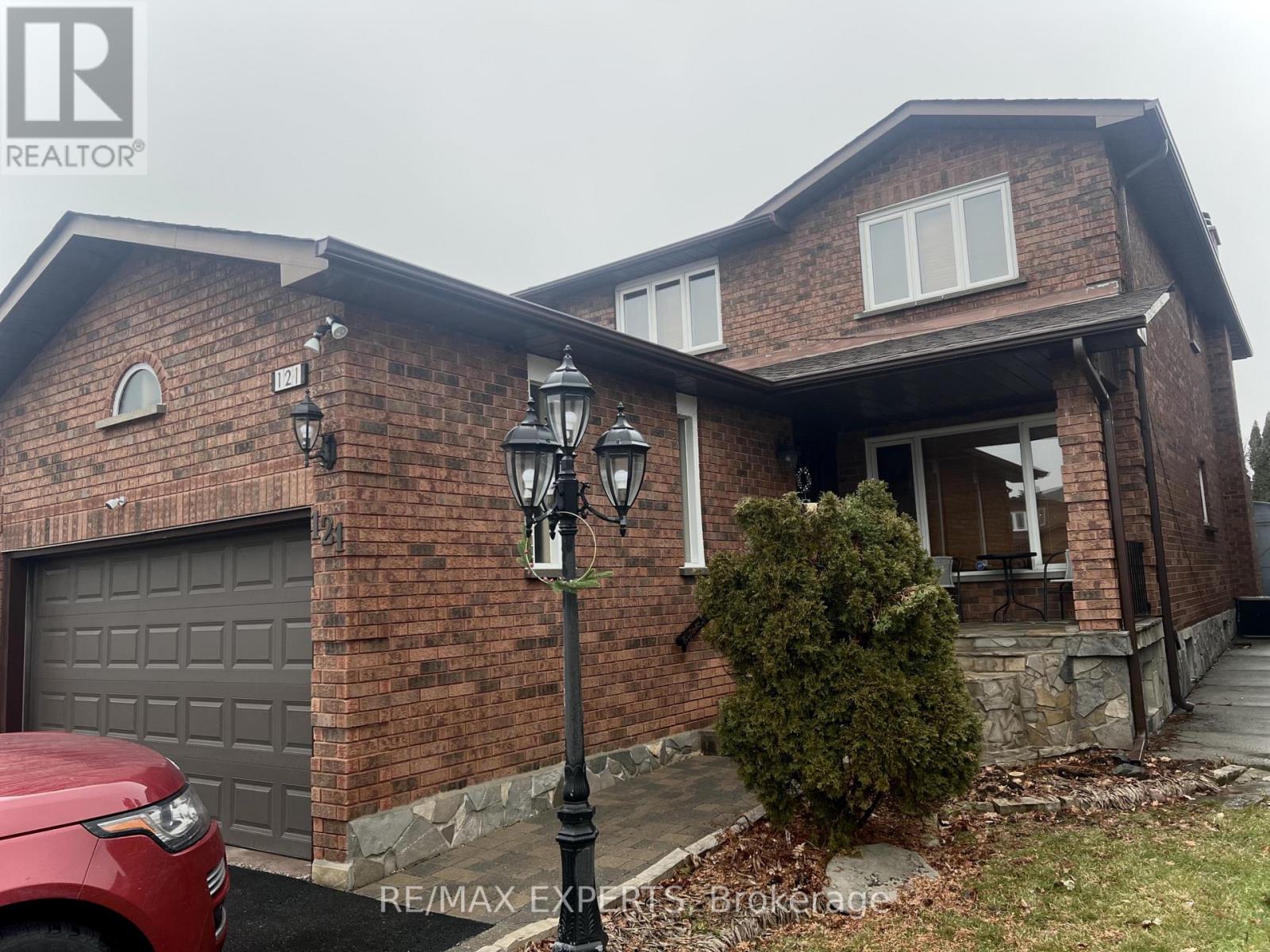 Detached at 121 JACKMAN CRESCENT, Vaughan (West Woodbridge)