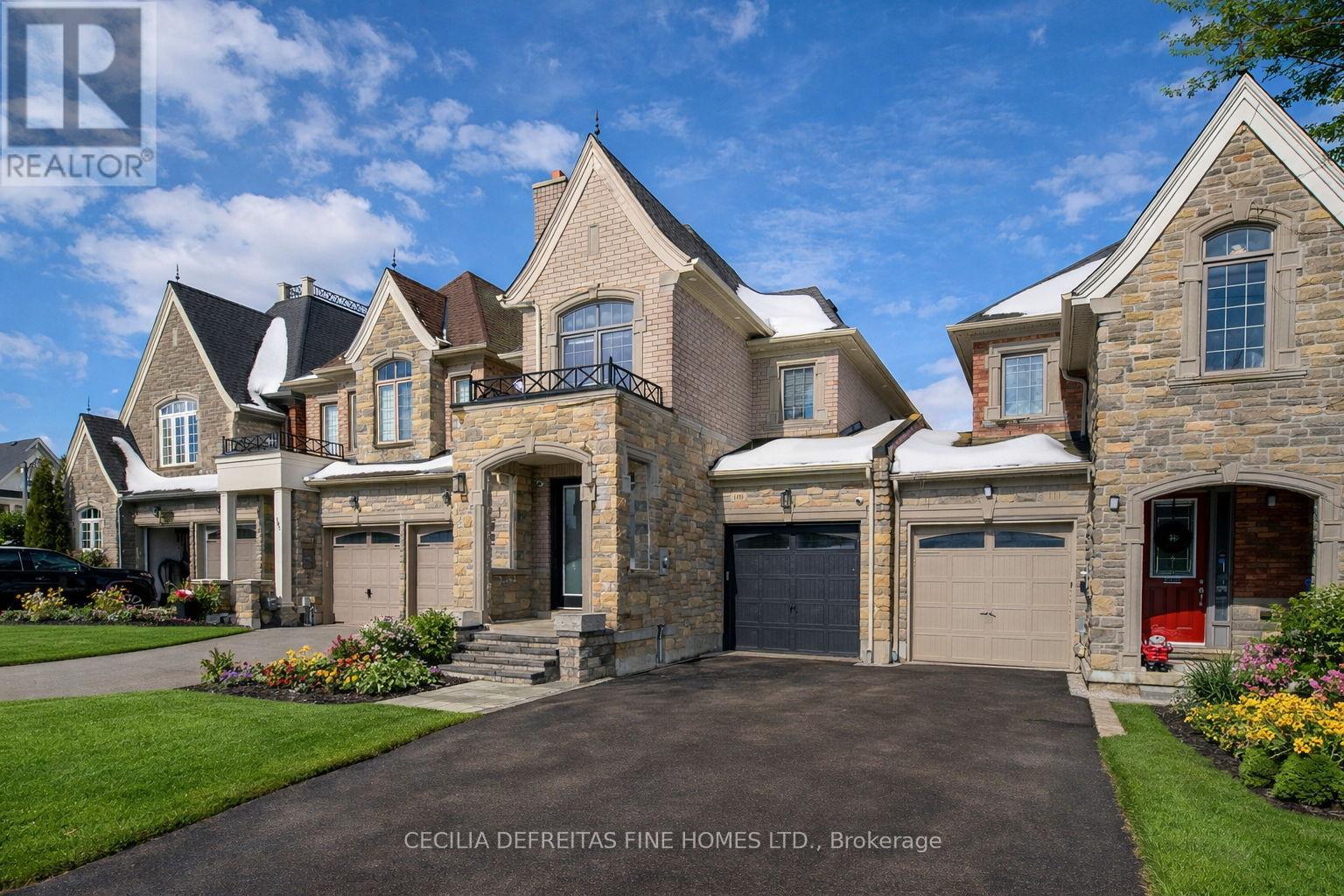 Townhouse at 109 ALEX CAMPBELL CRESCENT, King (King City)