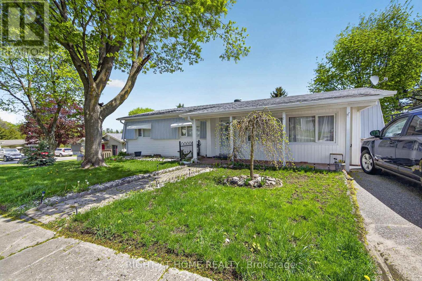 Detached at 1 MIMOSA DRIVE, Innisfil
