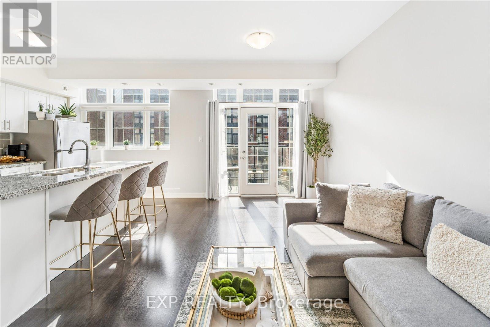Townhouse at 322 - 15 WHITAKER WAY, Whitchurch-Stouffville