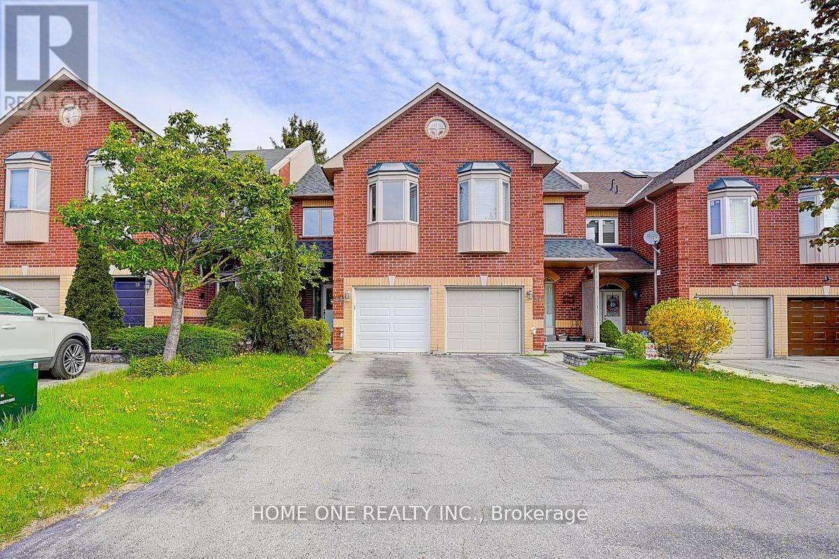 Townhouse at 26 PAIRASH AVENUE, Richmond Hill (Mill Pond)