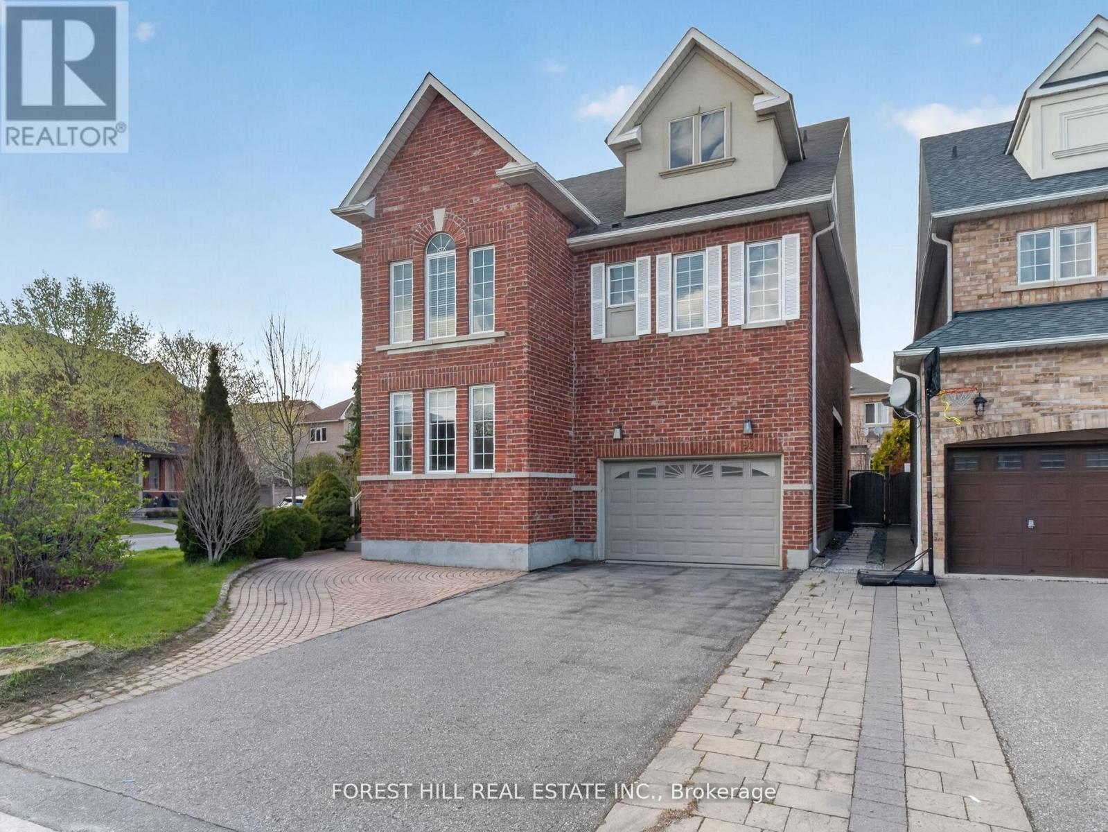 Detached at 92 SEABREEZE AVENUE, Vaughan (Patterson)