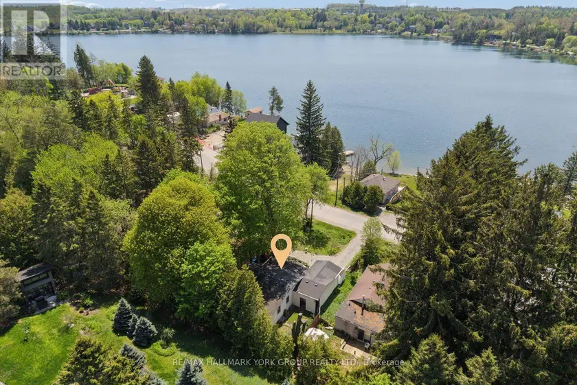 Detached at 42 CONNOR DRIVE, Whitchurch-Stouffville