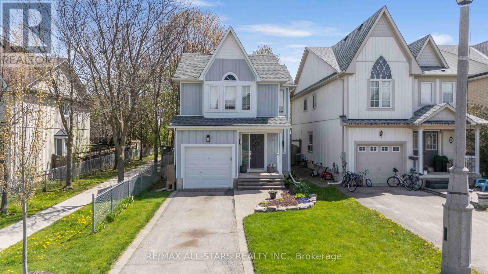 Detached at 58 MARGARET GRAHAM CRESCENT, East Gwillimbury (Mt Albert)