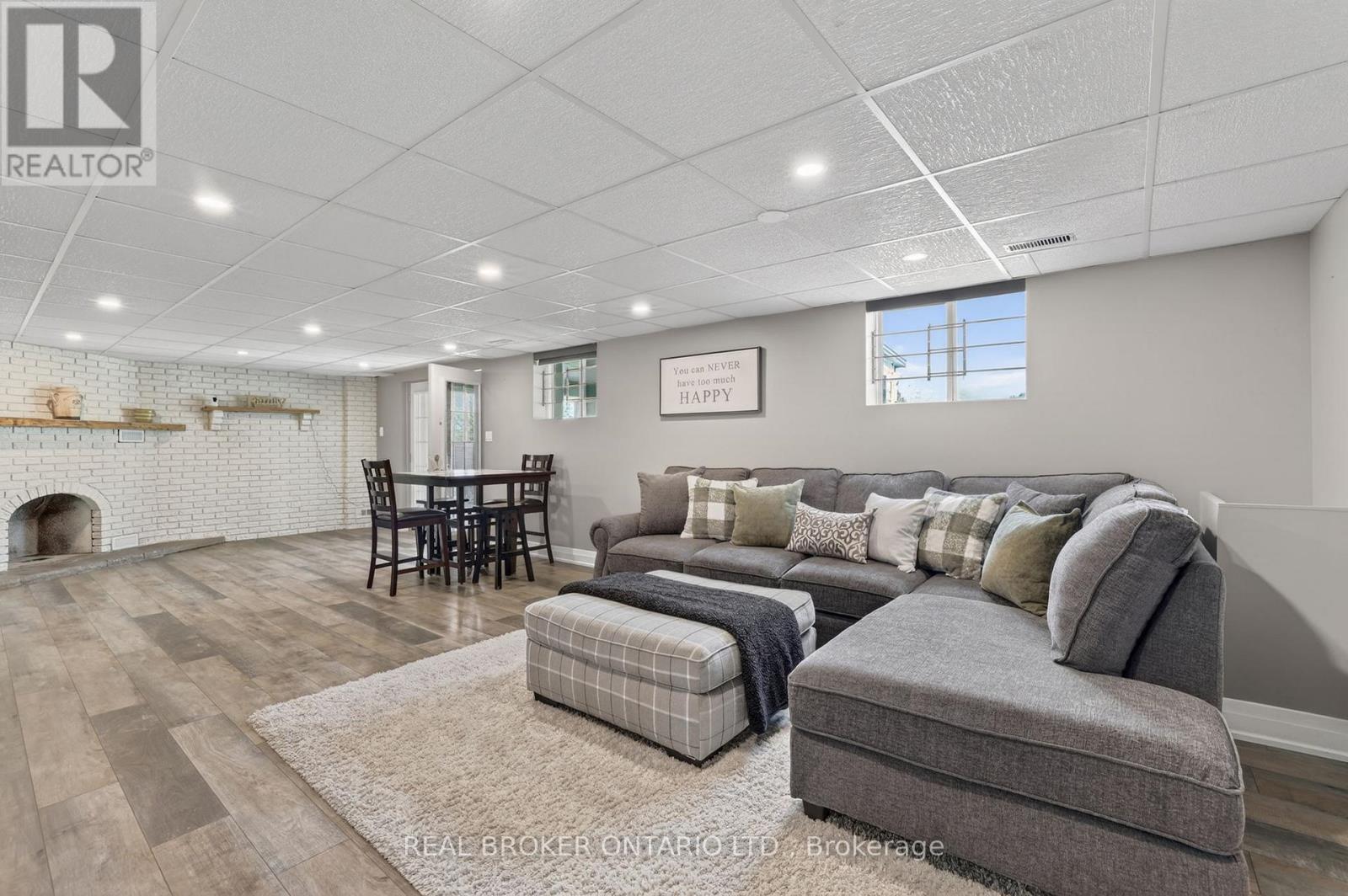 Detached at 22213 CATERING ROAD, East Gwillimbury