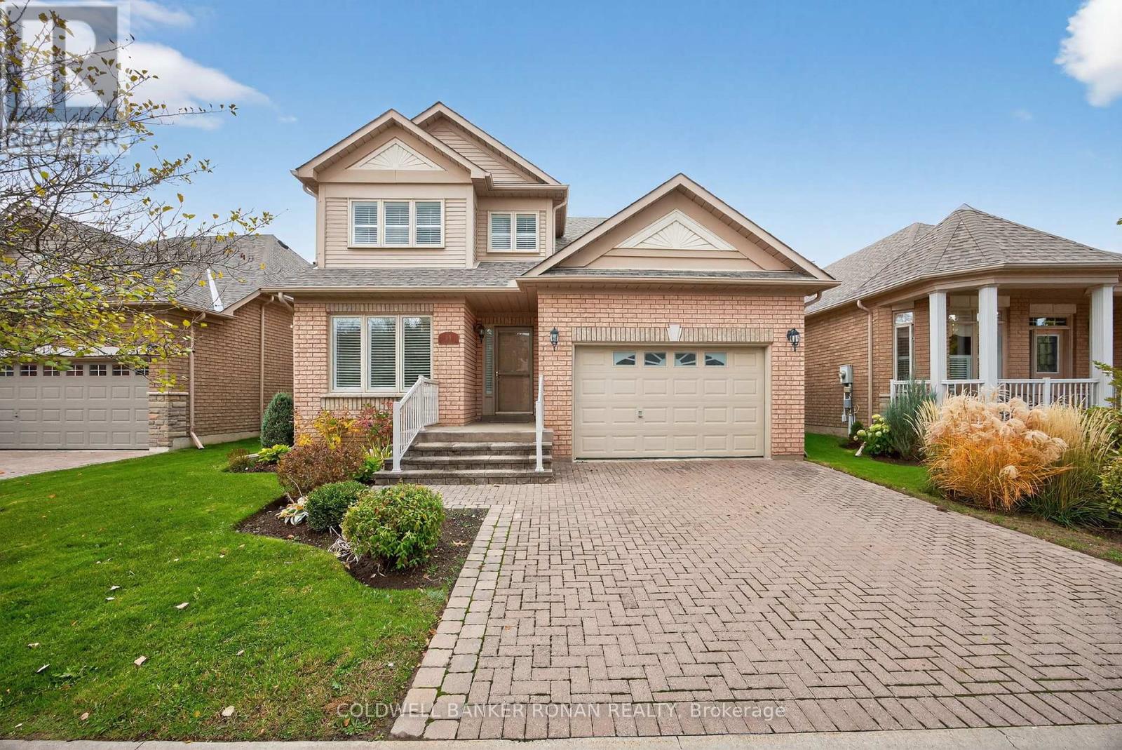 Detached at 14 VIA AMICI, New Tecumseth