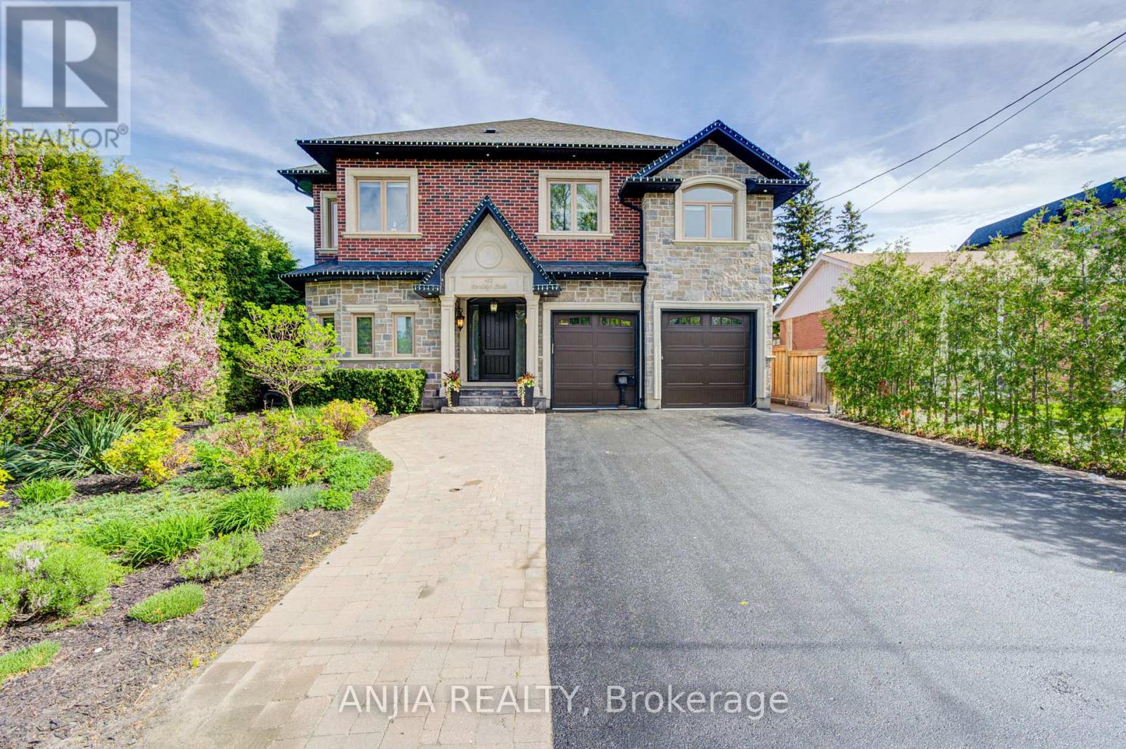 Detached at 452 FERNLEIGH CIRCLE S, Richmond Hill (Crosby)