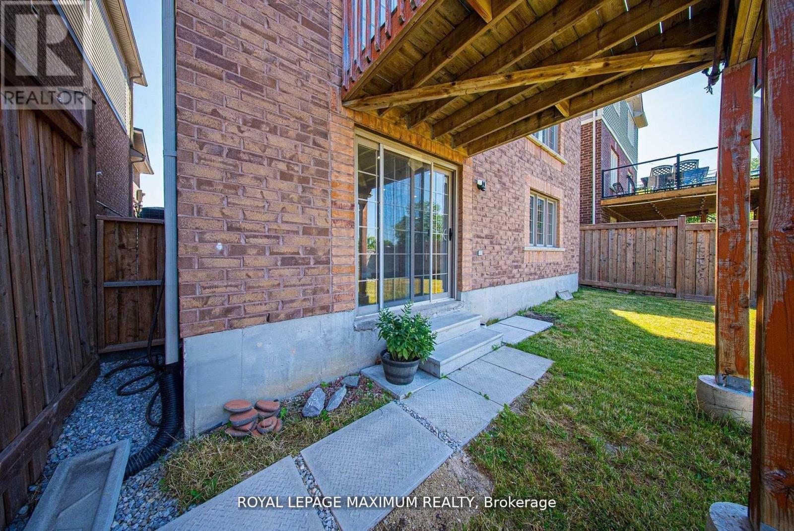 Detached at 80 CAUTHERS CRESCENT, New Tecumseth