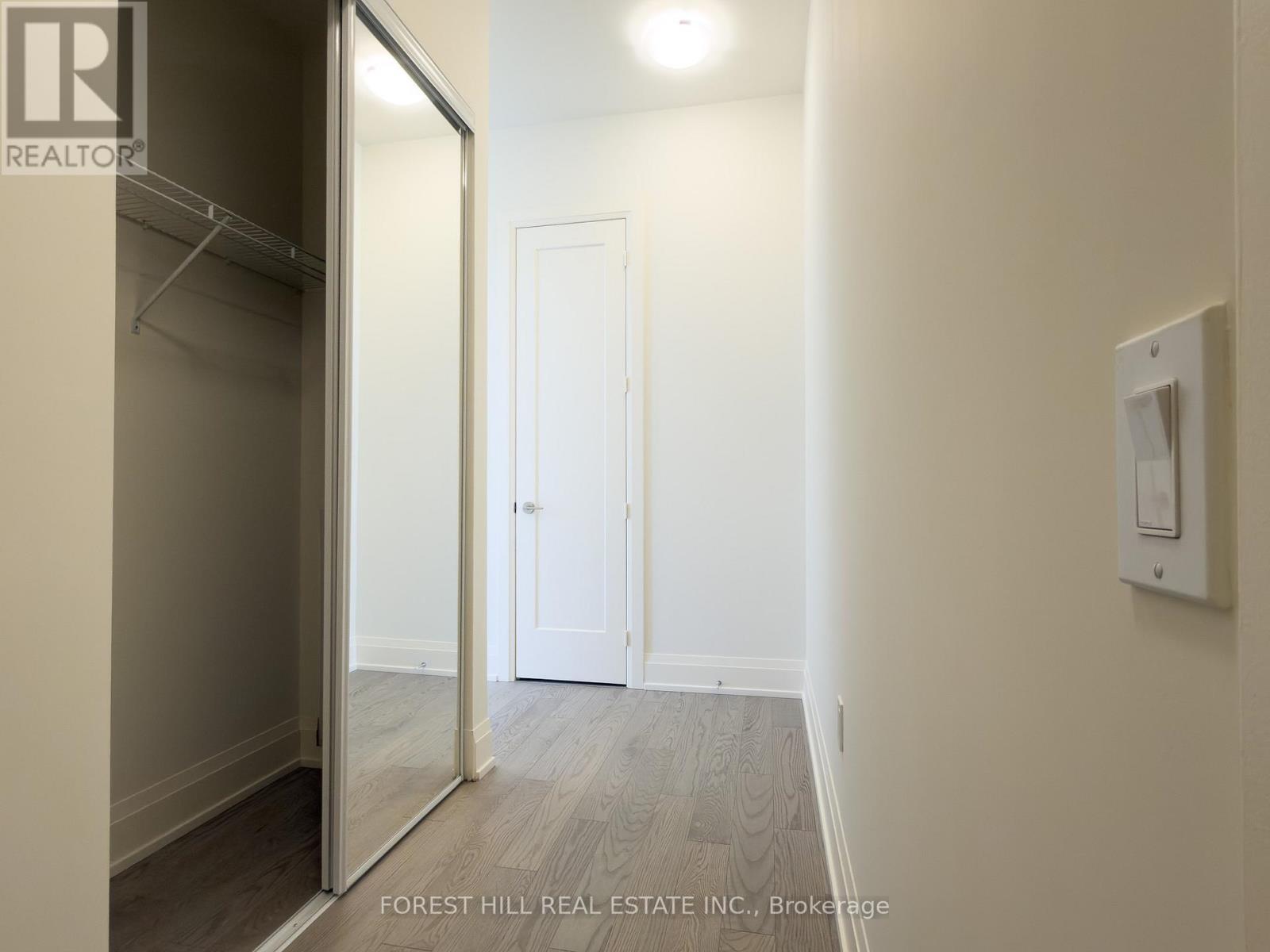 Apartment at PH106 - 27 KORDA GATE, Vaughan (Vellore Village)