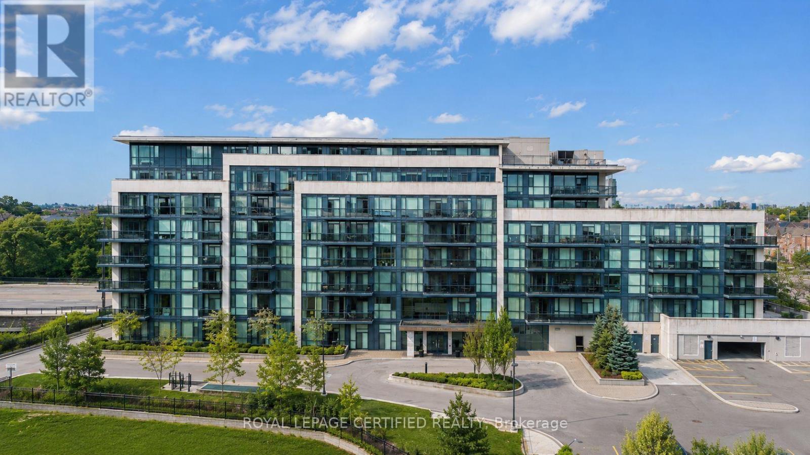Apartment at 711 - 4700 HIGHWAY 7, Vaughan (East Woodbridge)