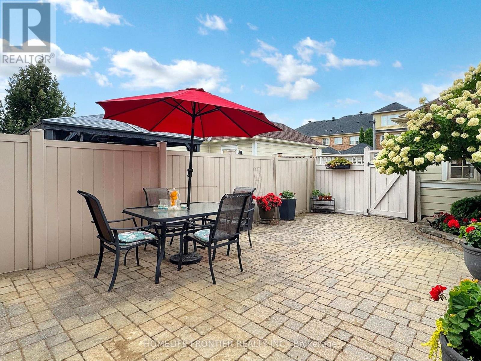 Townhouse at 26 OUTER BANKS DRIVE, Markham