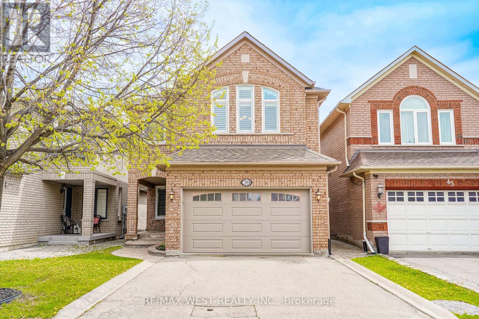 Detached at 39 SYLWOOD CRESCENT, Vaughan (Maple)