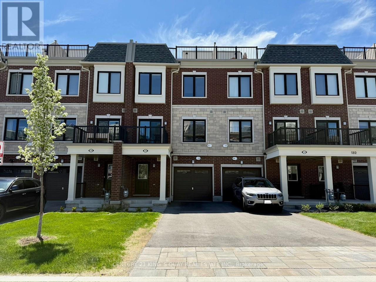 Townhouse at 136 COVINGTON CRESCENT, Whitchurch-Stouffville (Stouffville)
