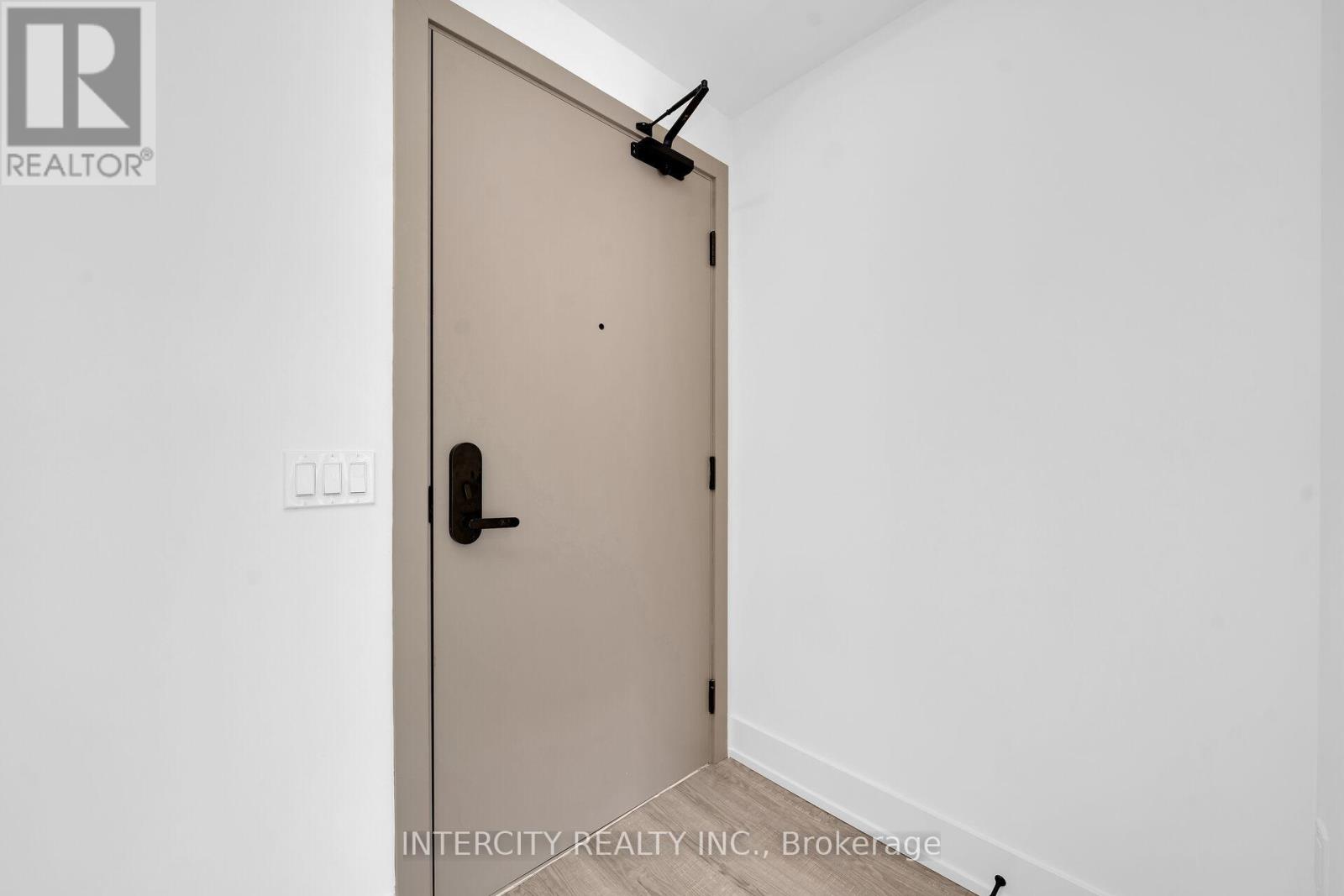 Apartment at 312 - 2075 KING ROAD, King
