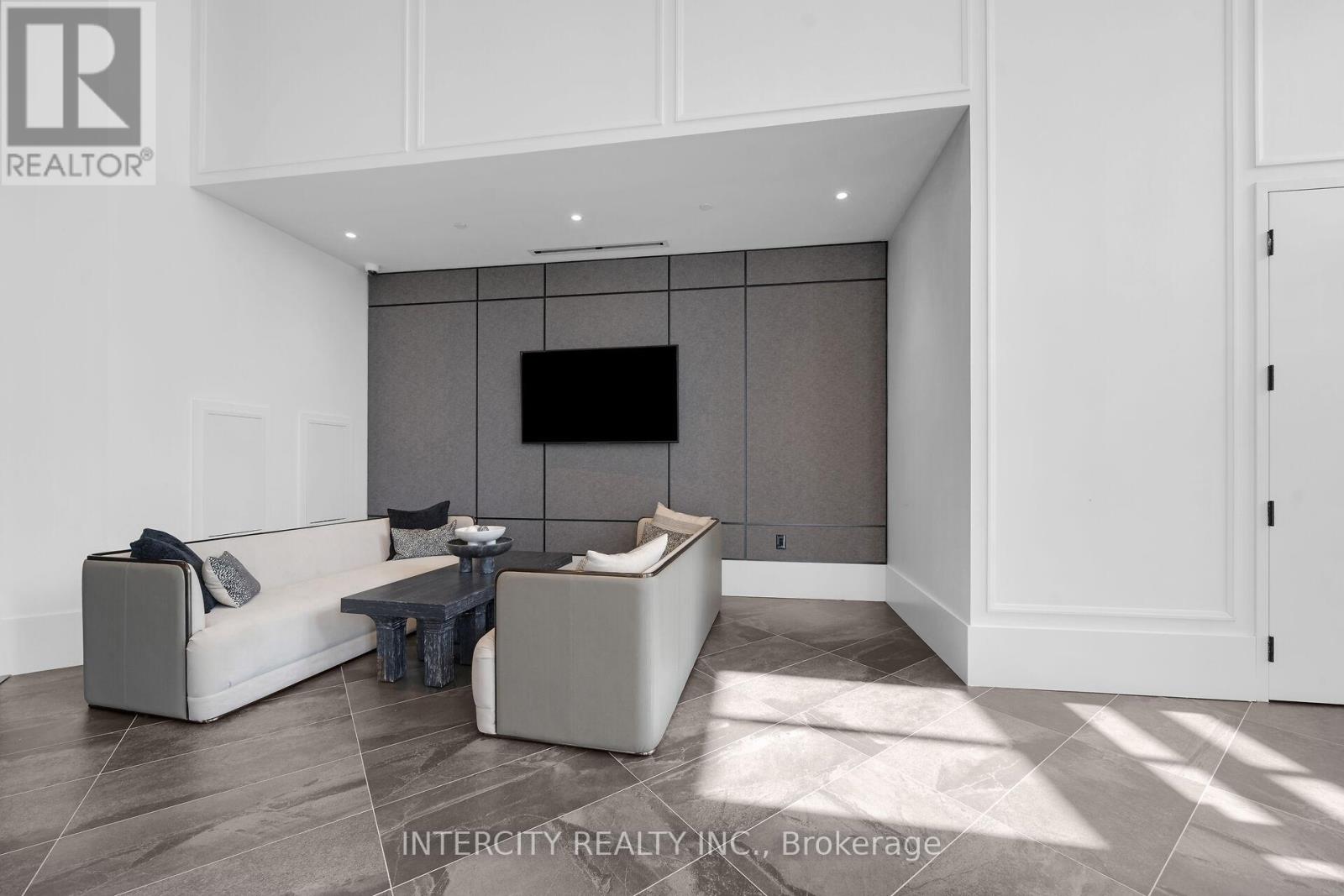 Apartment at 327 - 2075 KING ROAD, King