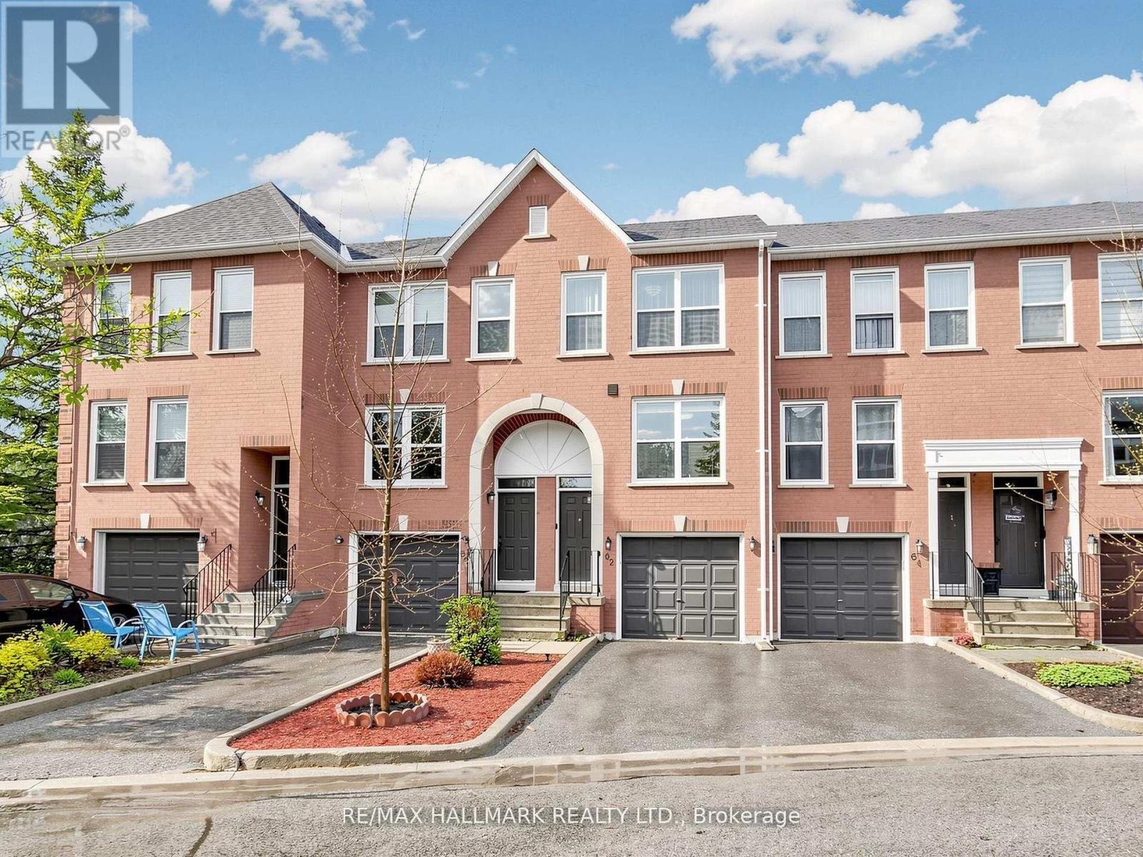 Townhouse at 62 WYATT LANE, Aurora (Bayview Wellington)