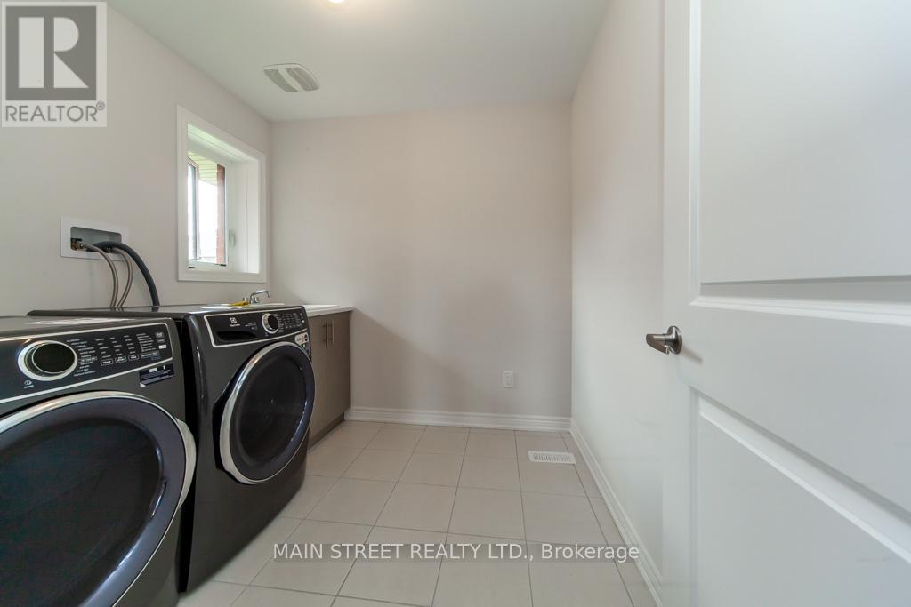 Detached at 96 BIG CANOE DRIVE, Georgina