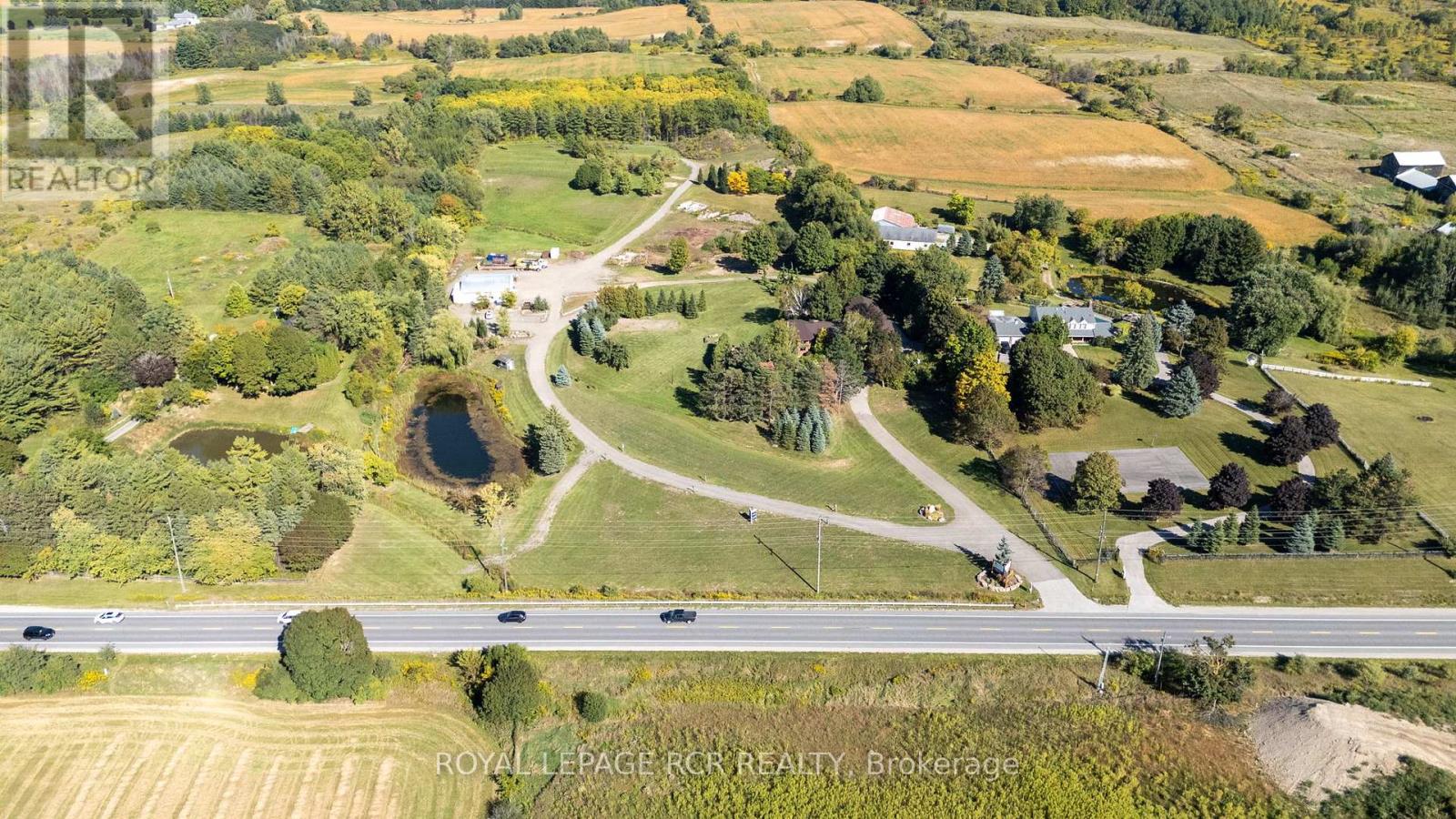 Detached at 15735 HIGHWAY 27, King (Schomberg)