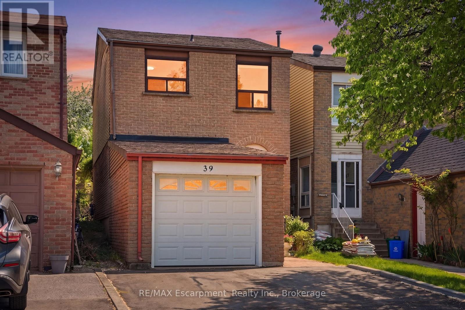 Detached at 39 RIVIERA DRIVE, Vaughan (Glen Shields)
