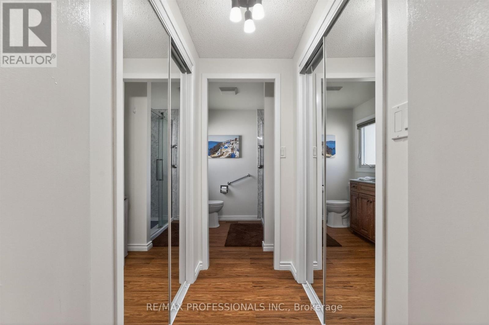 Detached at 7 TAMARACK COURT, New Tecumseth