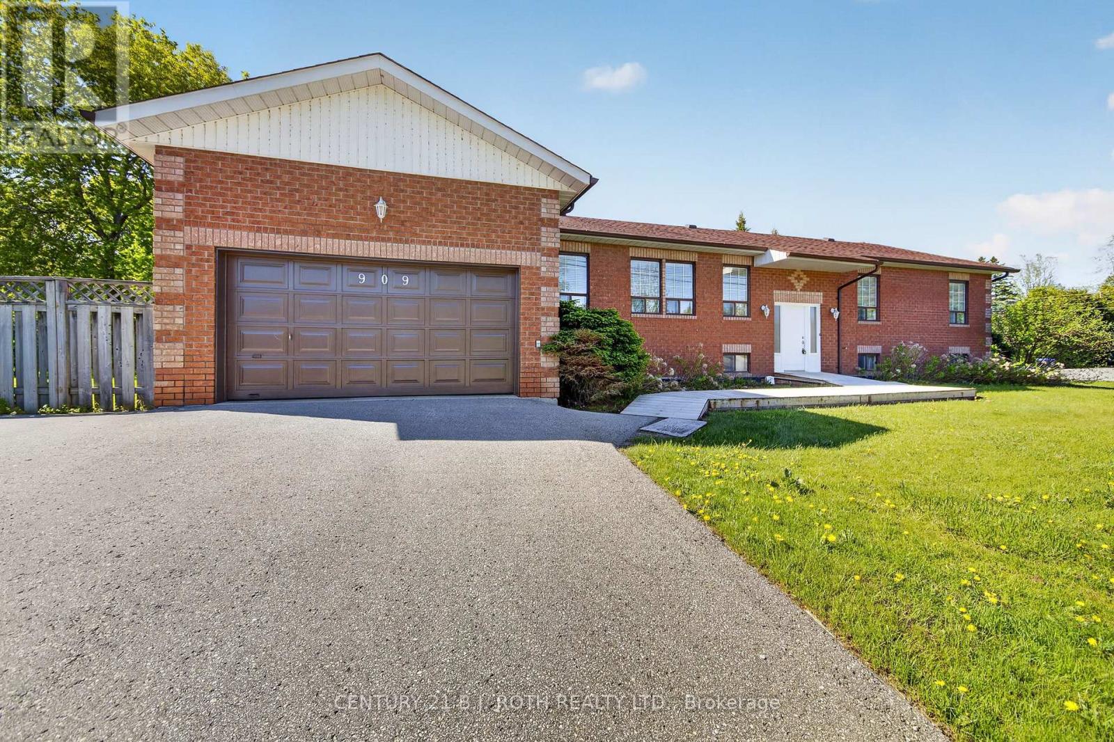 Detached at 909 LEBANON DRIVE, Innisfil (Alcona)