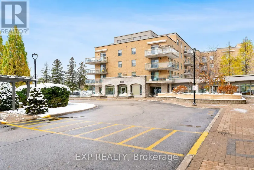 Apartment at 210 - 2506 RUTHERFORD ROAD, Vaughan