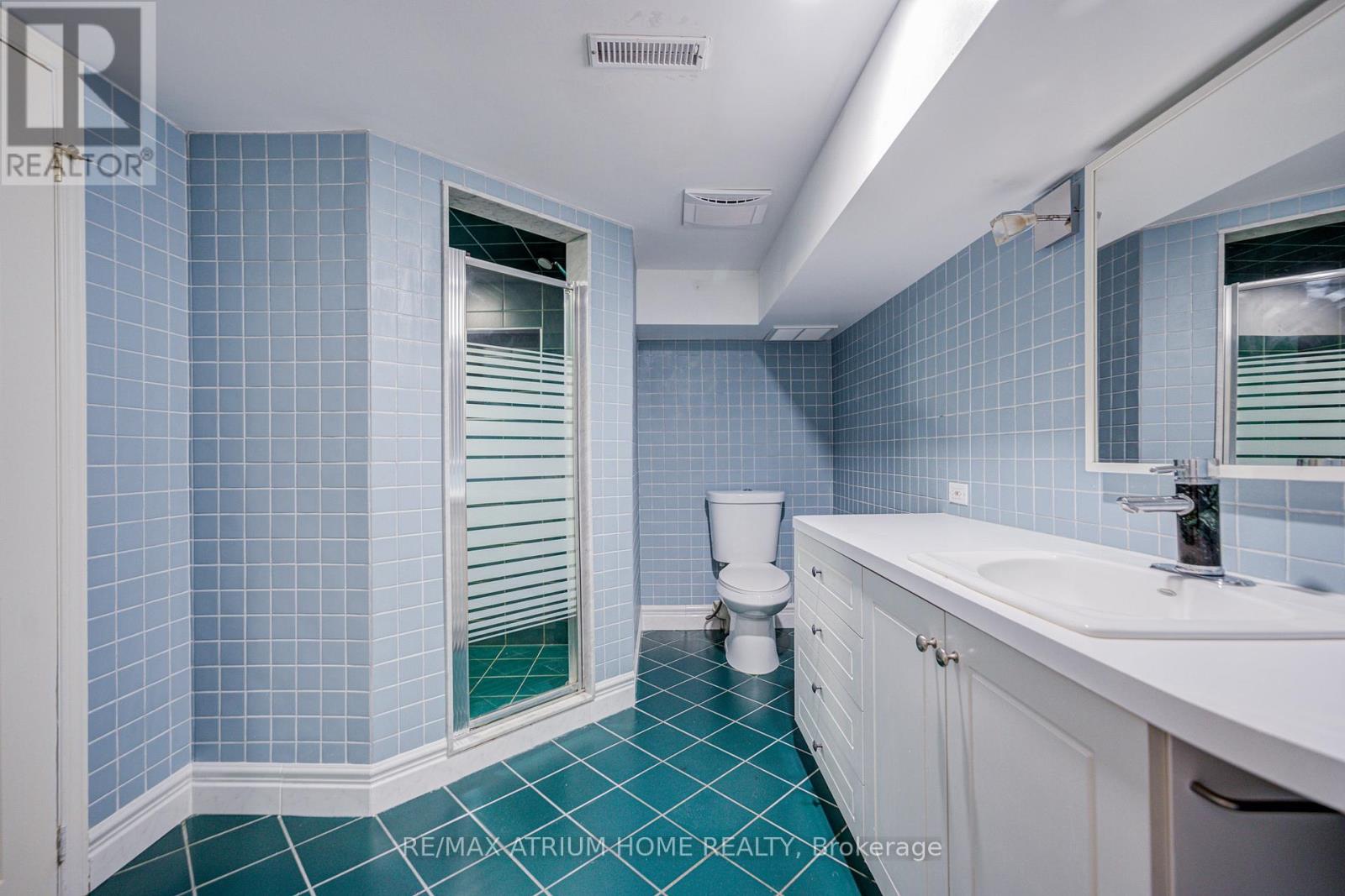 Detached at 77 ROSEDALE HEIGHTS DRIVE, Vaughan