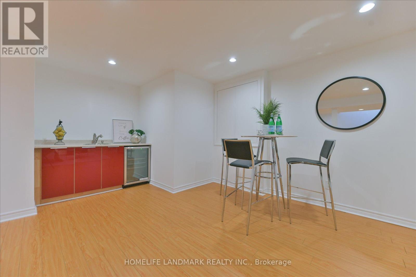 Detached at 20 FORTUNE CRESCENT, Richmond Hill