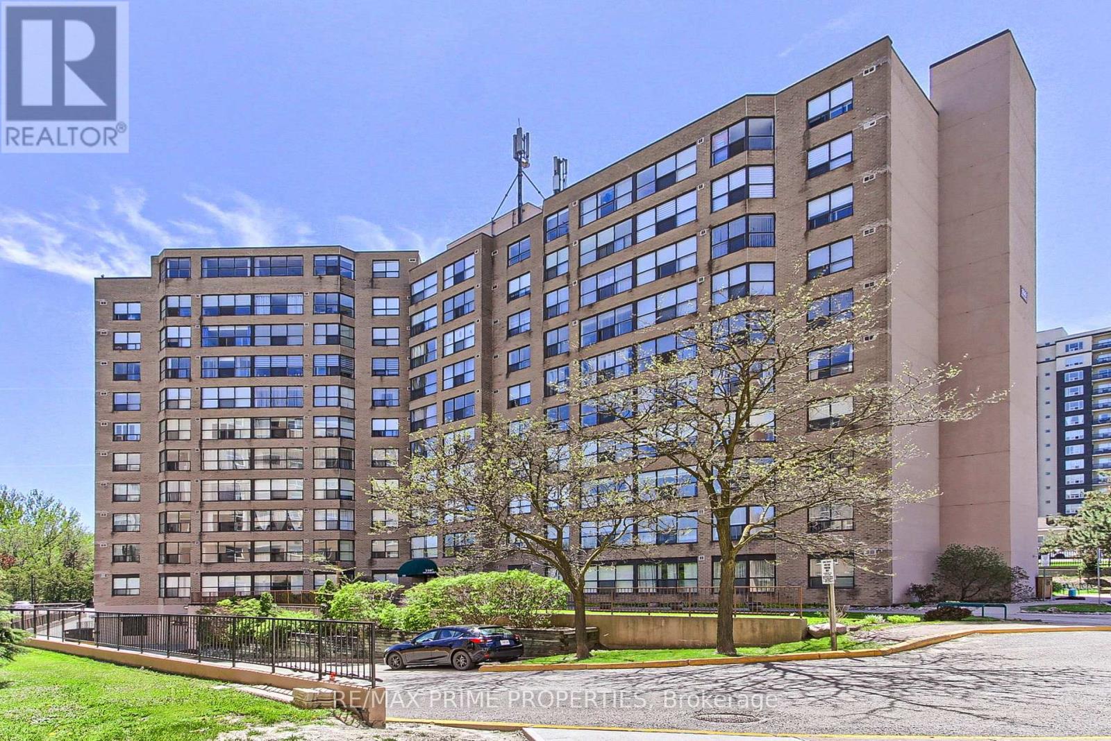 Apartment at 603 - 250 DAVIS DRIVE, Newmarket