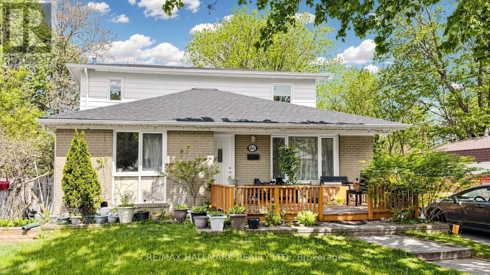 Detached at 46 COLLINS CRESCENT, Aurora (Aurora Heights)