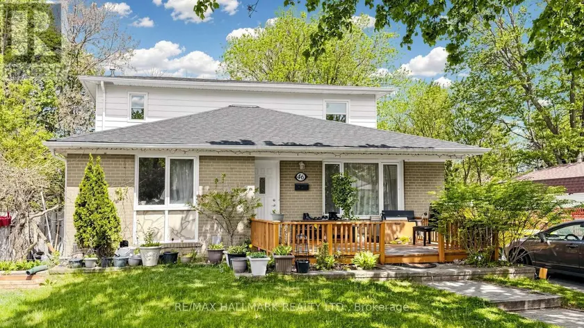 Detached at 46 COLLINS CRESCENT, Aurora