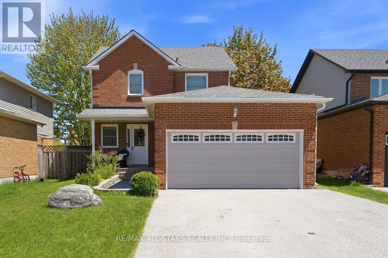 Detached at 9 TUDOR PLACE, Georgina