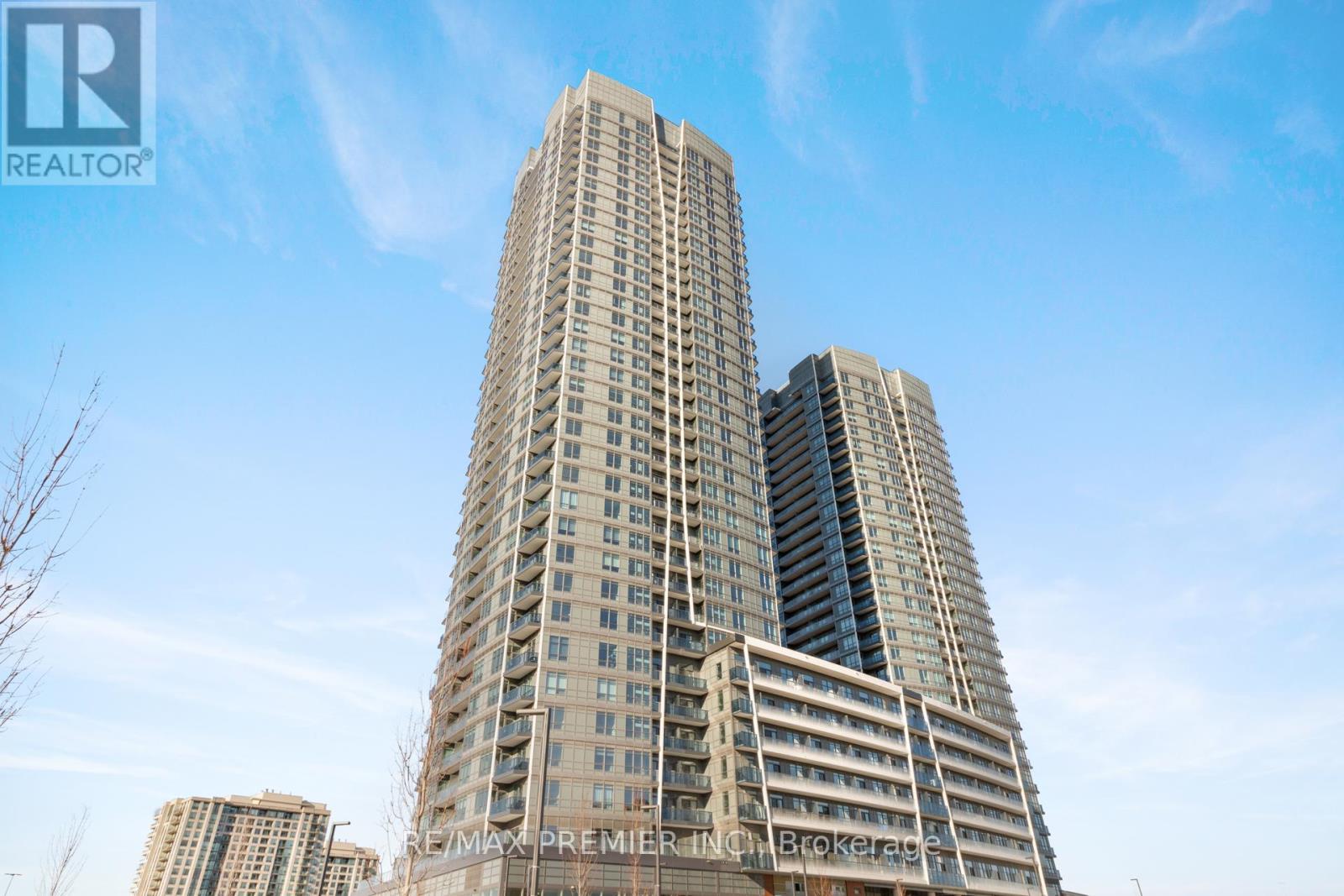Apartment at 909 - 30 UPPER MALL WAY, Vaughan (Brownridge)