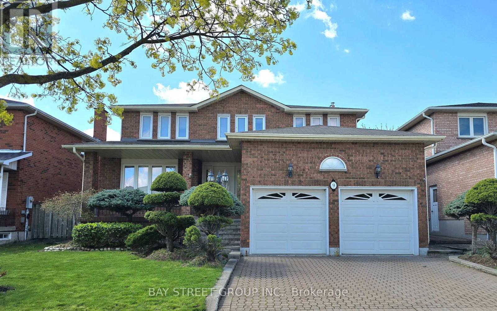Detached at 9 CROOKED STICK ROAD, Vaughan