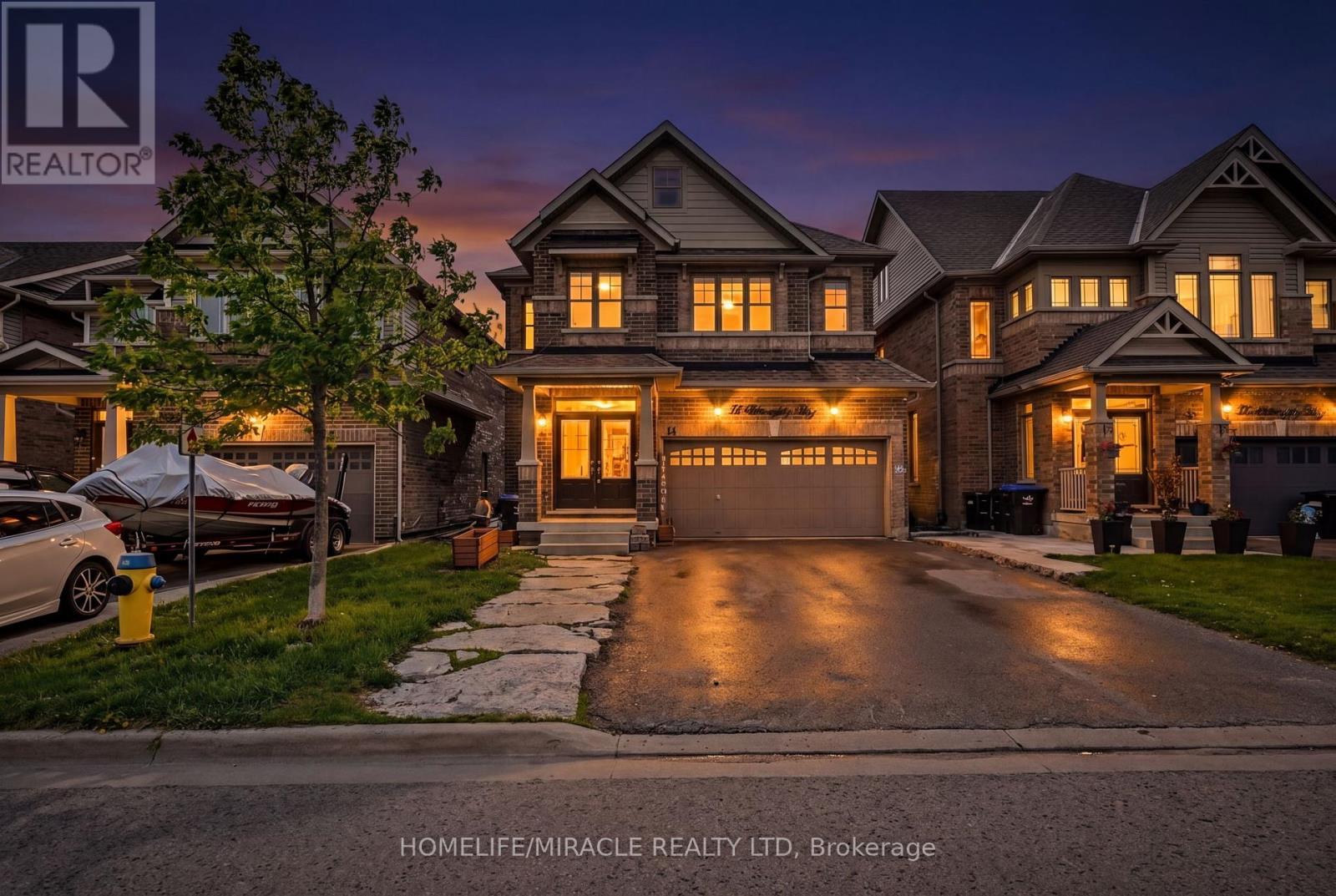 Detached at 14 WILLOUGHBY WAY, New Tecumseth (Alliston)