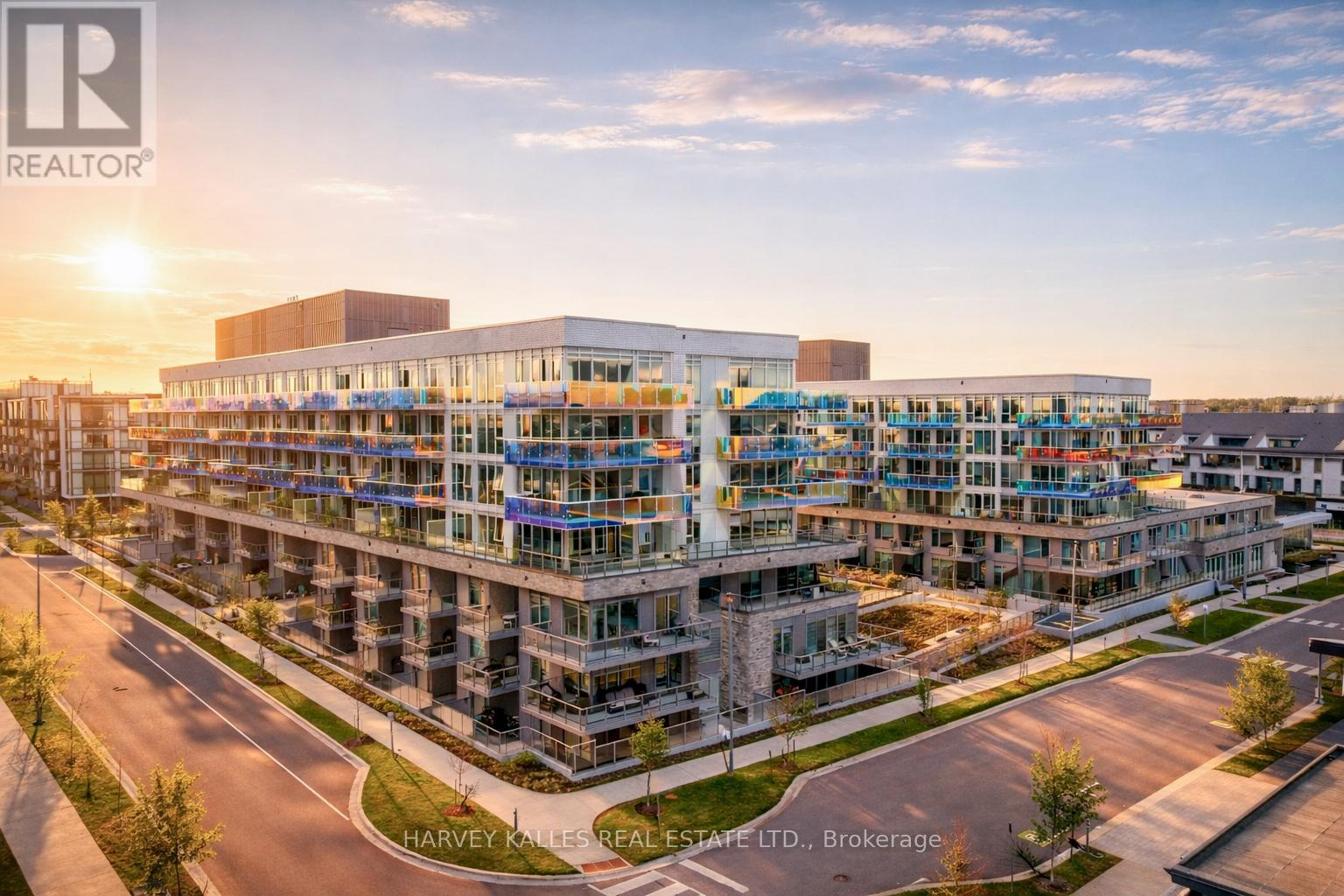 Apartment at 303 - 333 SUNSEEKER AVENUE, Innisfil