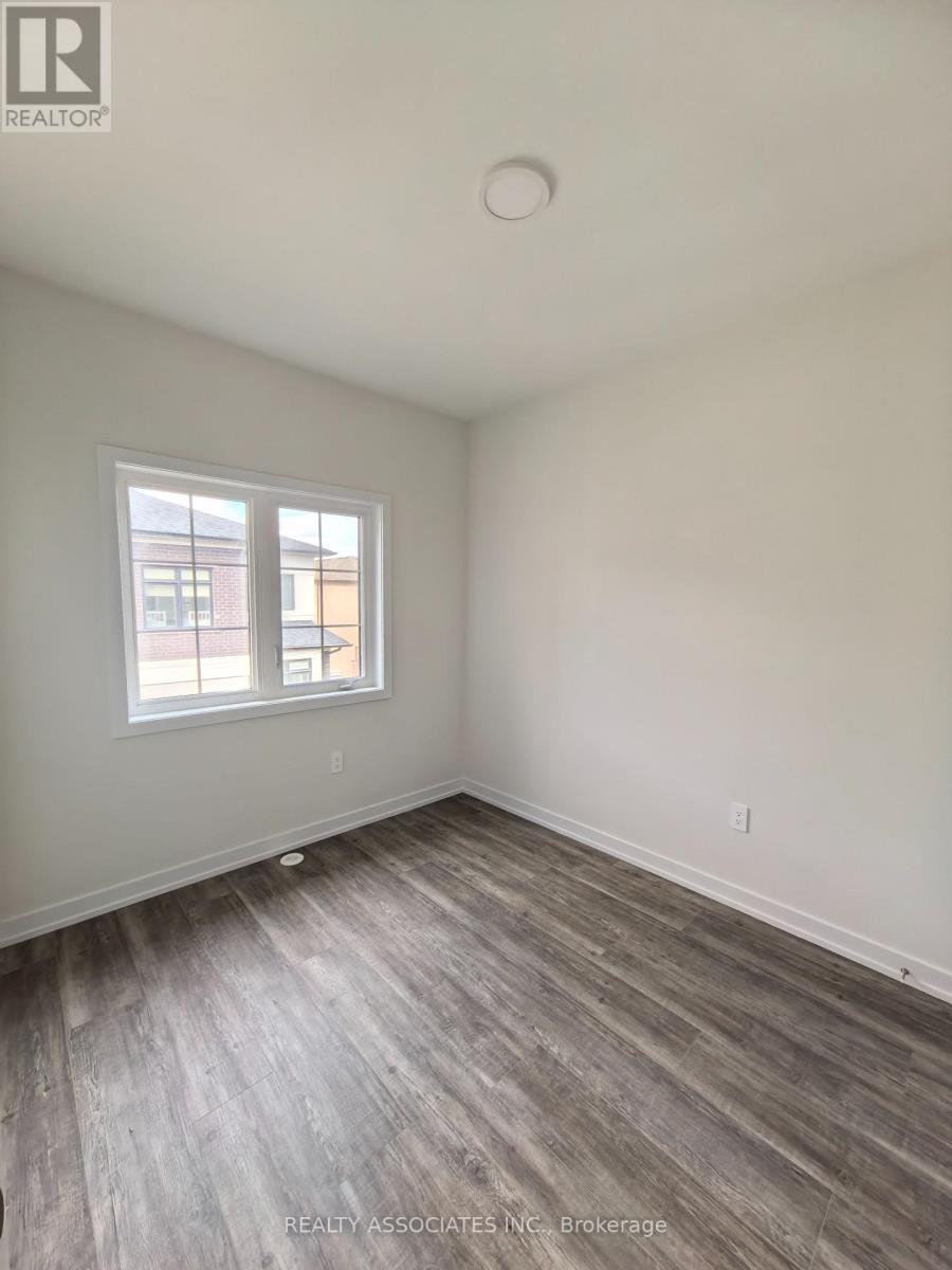 Townhouse at 10 VICTOR METCALF LANE, Richmond Hill