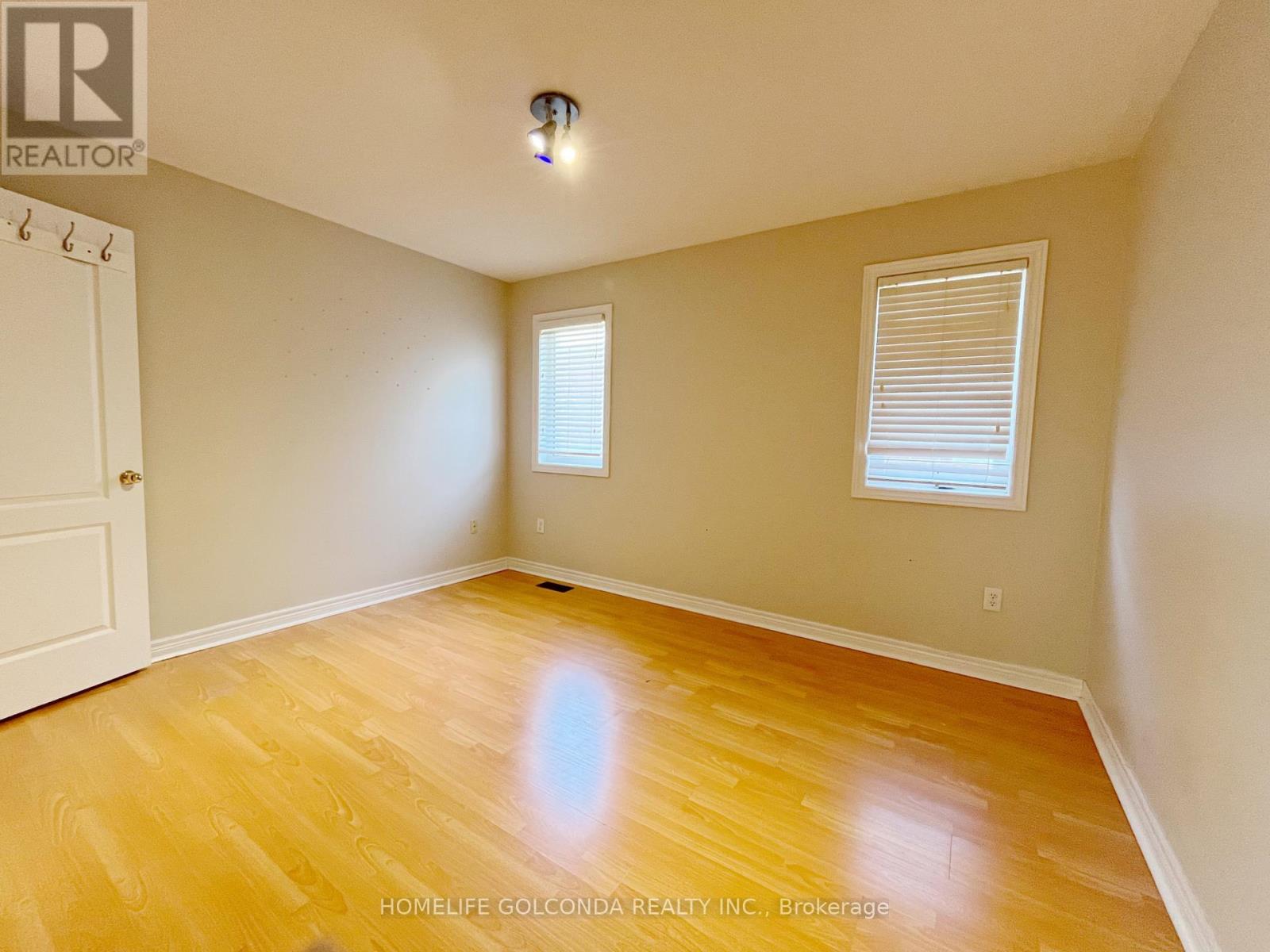 Detached at 28 BARNSTONE DRIVE, Markham