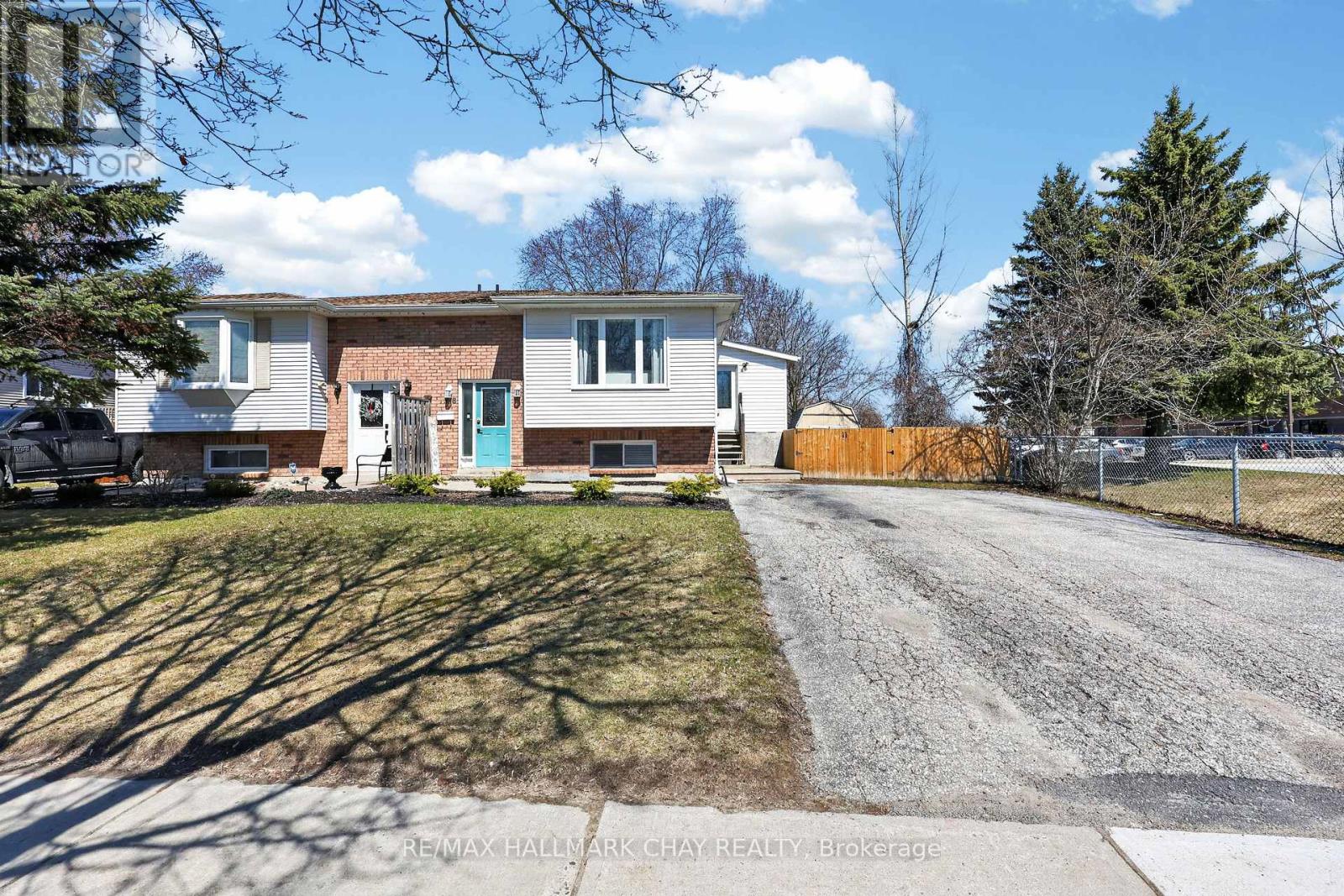 Semi-Detached/Link at 58 BISCAYNE BOULEVARD, Georgina (Keswick South)