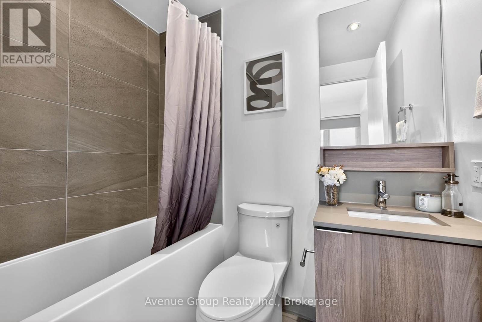 Apartment at 5312 - 950 PORTAGE PARKWAY, Vaughan