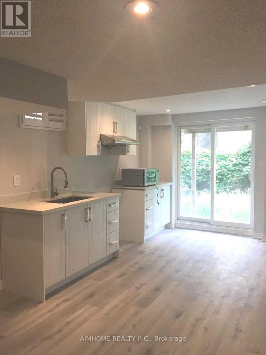 Detached at LOWER - 71 DEWPOINT ROAD, Vaughan